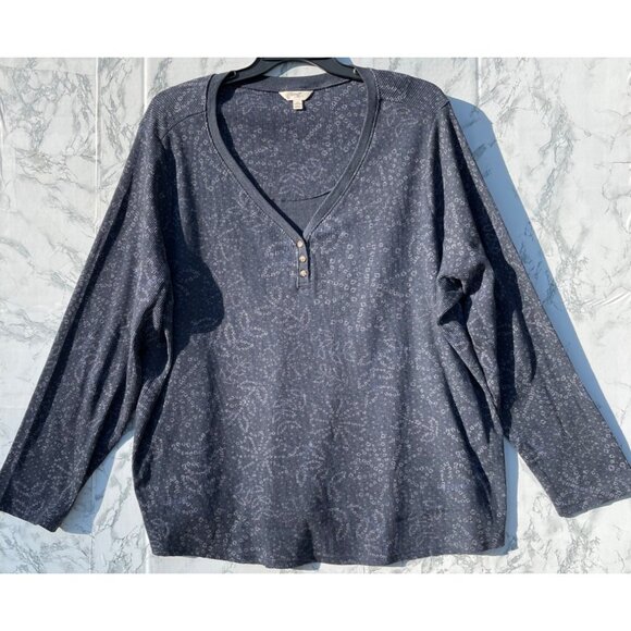 Terra & Sky Womens 4X Waffle Knit Henley Top Navy Blue With Subtle Floral Print - Picture 1 of 6